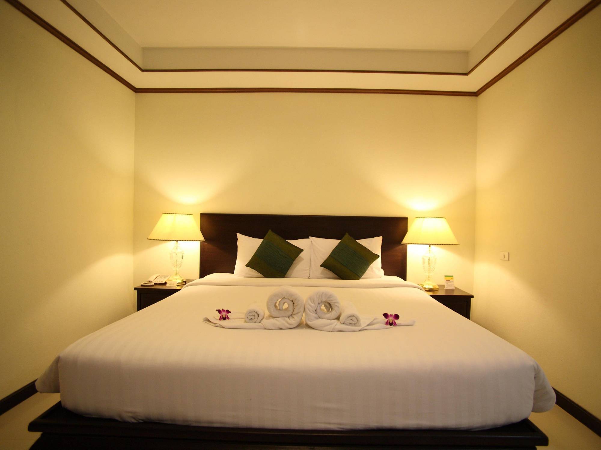Na Thapae Hotel Chiang Mai Ngoại thất bức ảnh