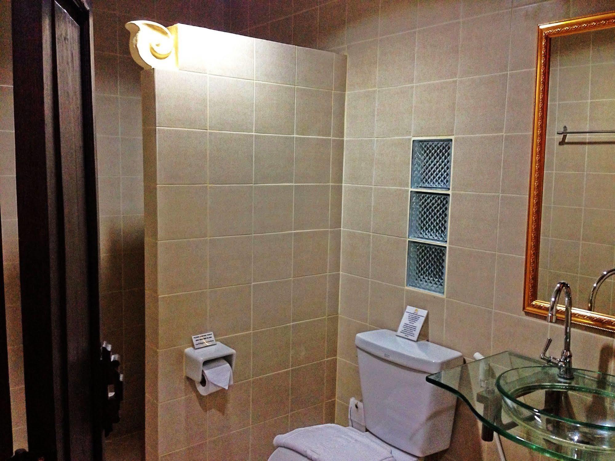 Na Thapae Hotel Chiang Mai Ngoại thất bức ảnh